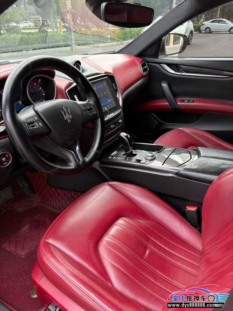 17年玛莎拉蒂Ghibli轿车抵押车出售