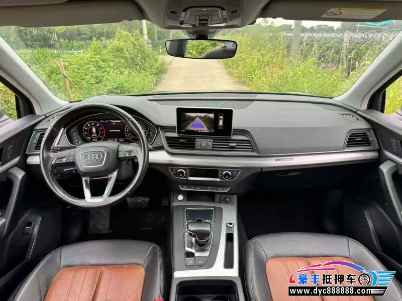 20年奥迪Q5轿车抵押车出售