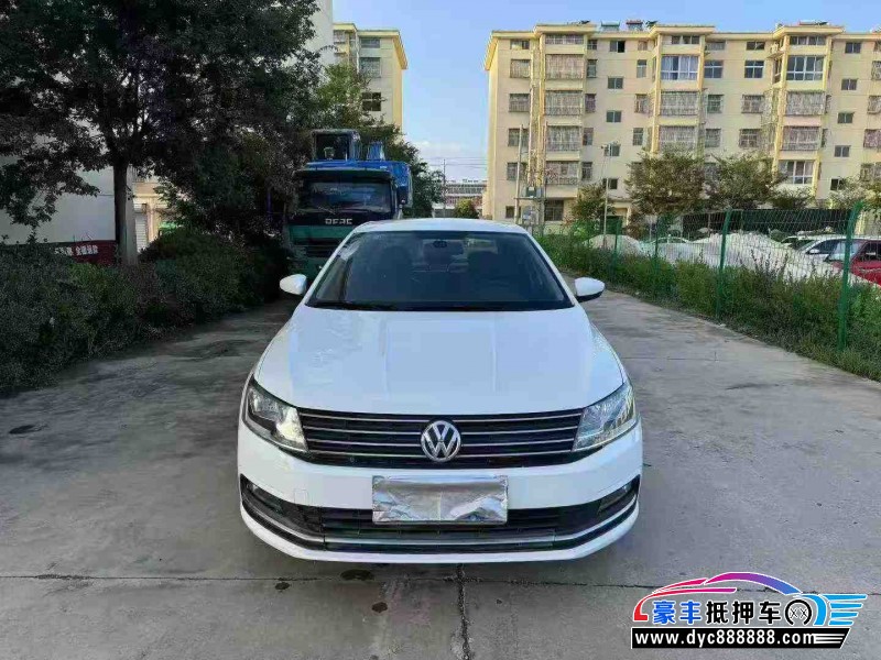 15年大众朗逸轿车抵押车出售