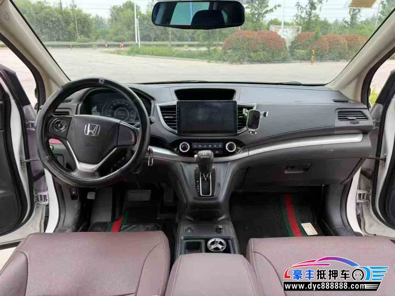 15年本田CR-V轿车抵押车出售