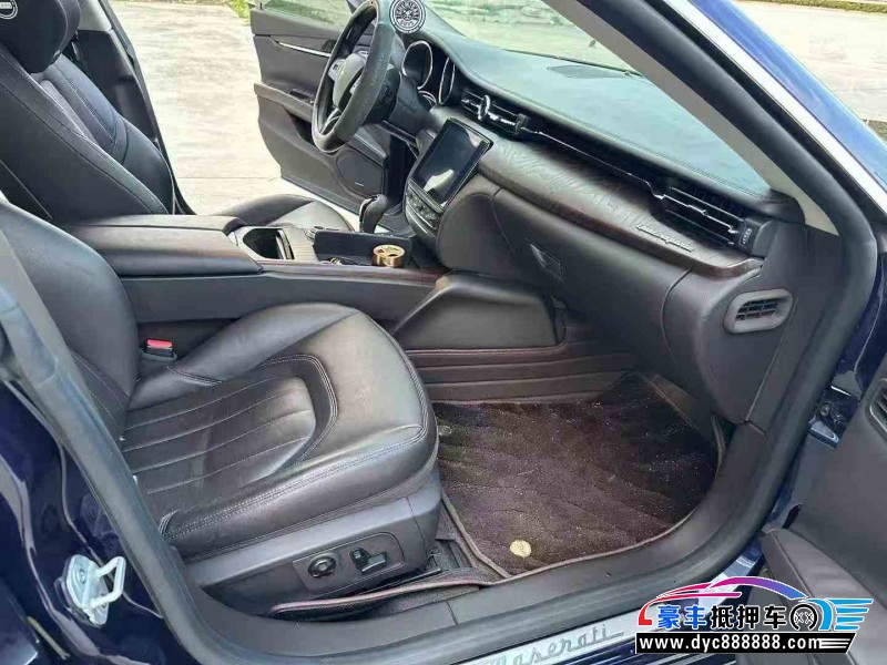 18年玛莎拉蒂总裁轿车抵押车出售