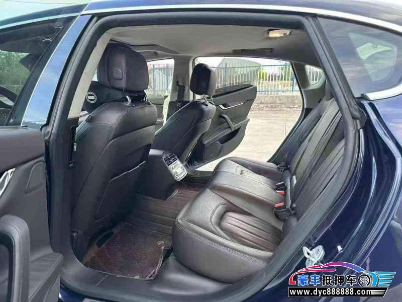 18年玛莎拉蒂总裁轿车抵押车出售