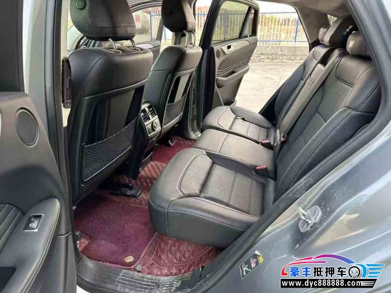 16年奔驰GLE轿车抵押车出售