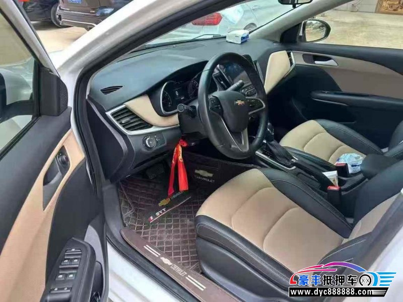 22年雪佛兰科鲁泽轿车抵押车出售