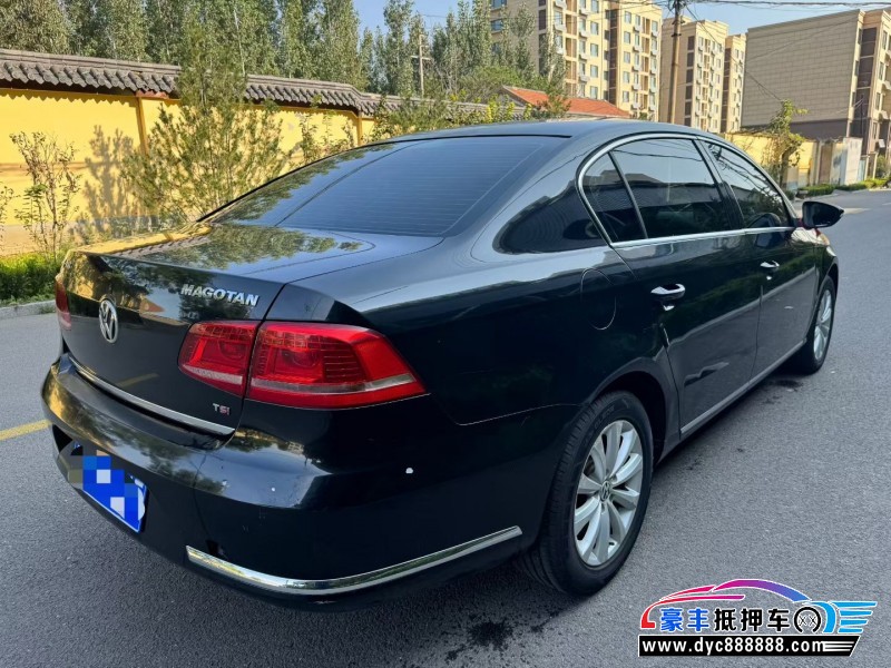 14年大众迈腾轿车抵押车出售