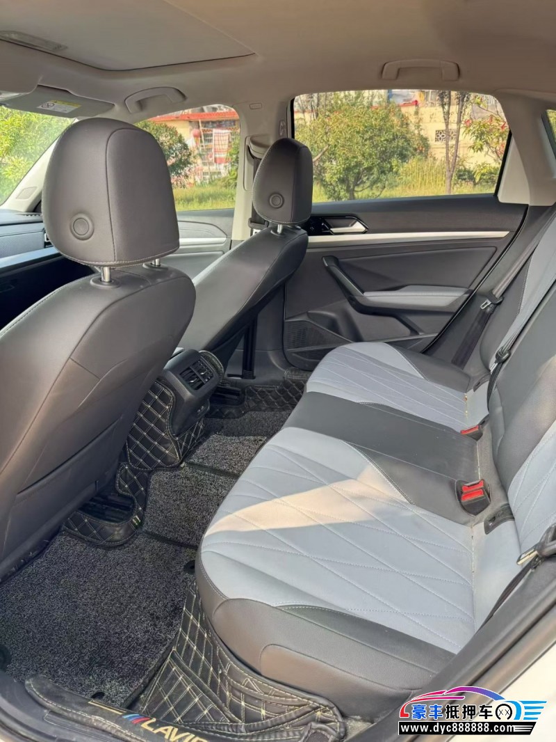 22年大众朗逸轿车抵押车出售