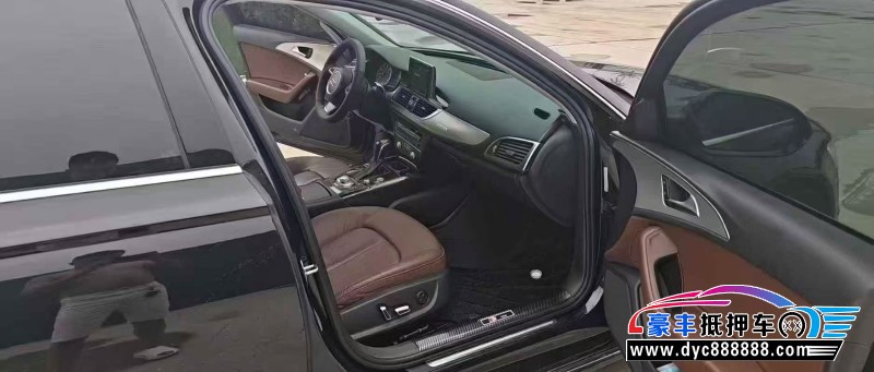 17年奥迪A4L轿车抵押车出售