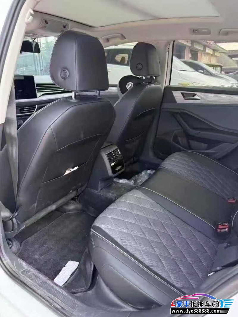 24年大众速腾轿车抵押车出售