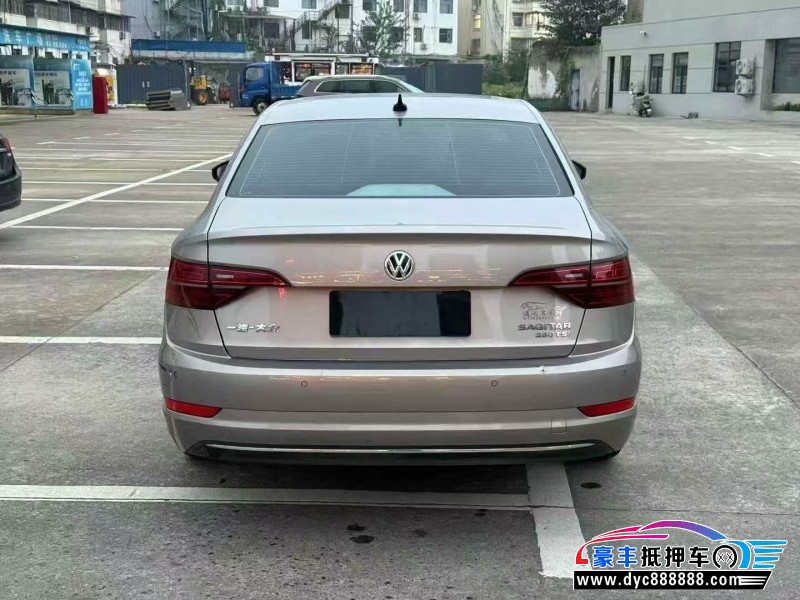 21年大众速腾轿车抵押车出售