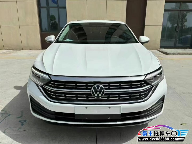 25年大众速腾轿车抵押车出售