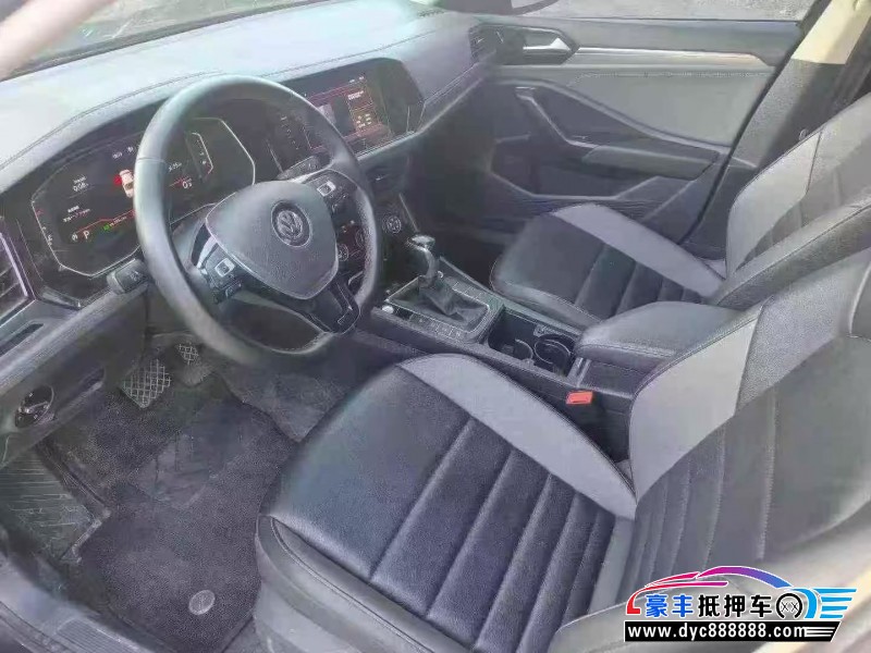 22年大众速腾轿车抵押车出售