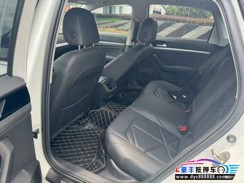 22年大众朗逸轿车抵押车出售