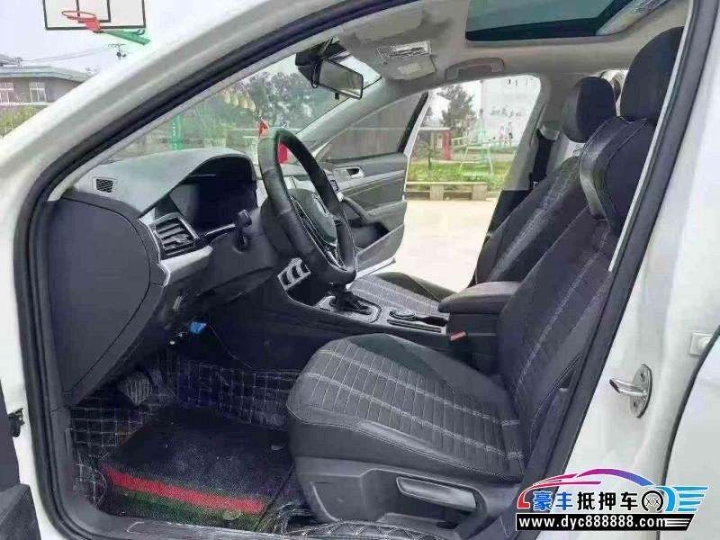 22年大众朗逸轿车抵押车出售