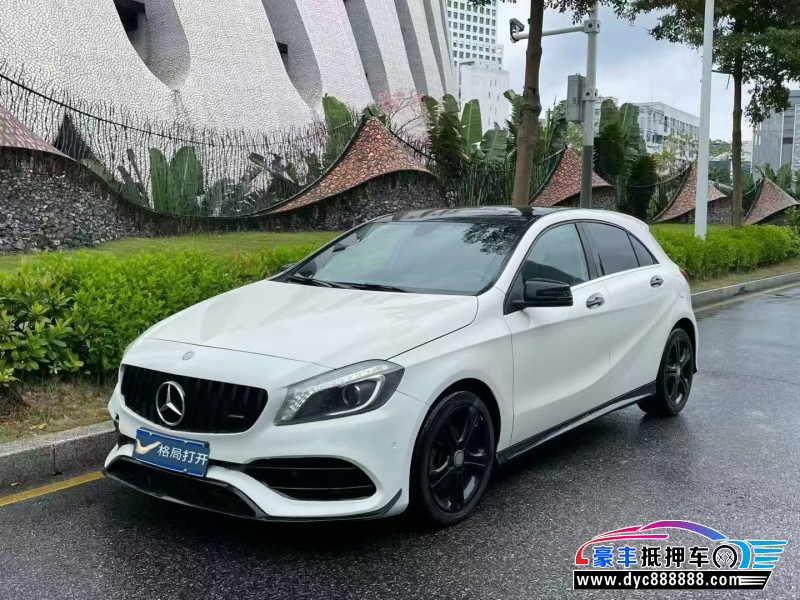 15年奔驰A轿车抵押车出售