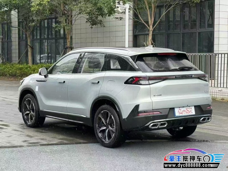 25年北京x7轿车抵押车出售