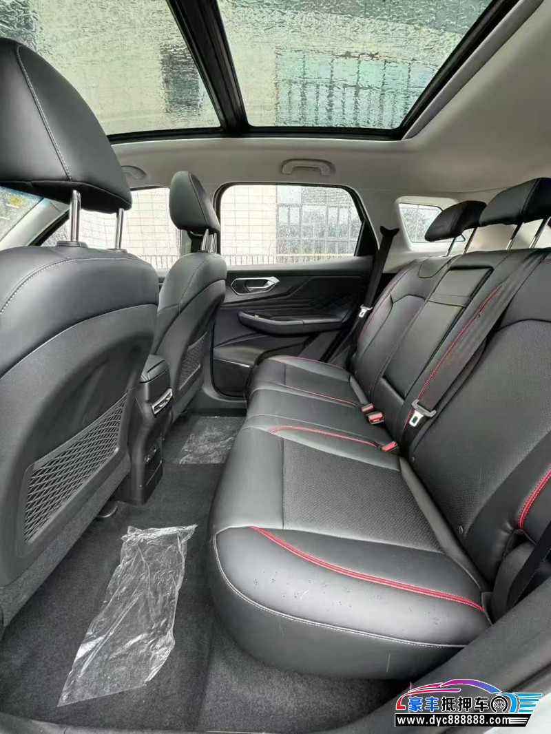 25年北京x7轿车抵押车出售