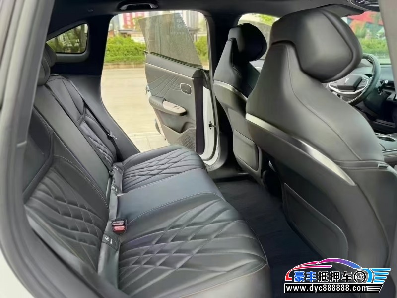 23年长安深蓝S7轿车抵押车出售