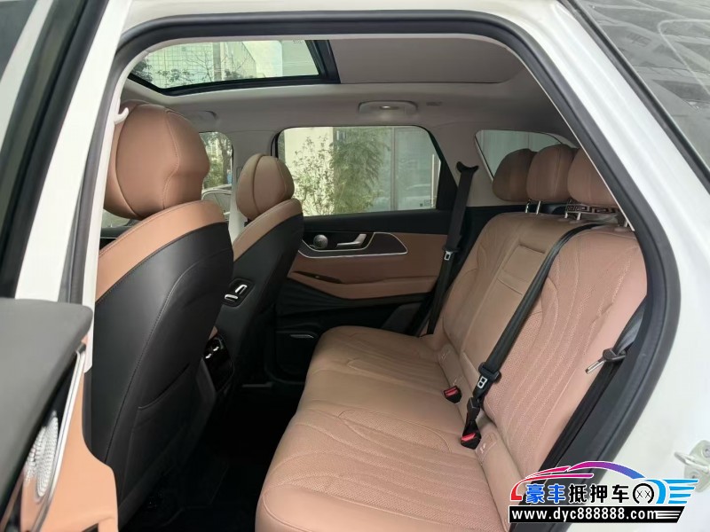 25年奇瑞瑞虎8轿车抵押车出售