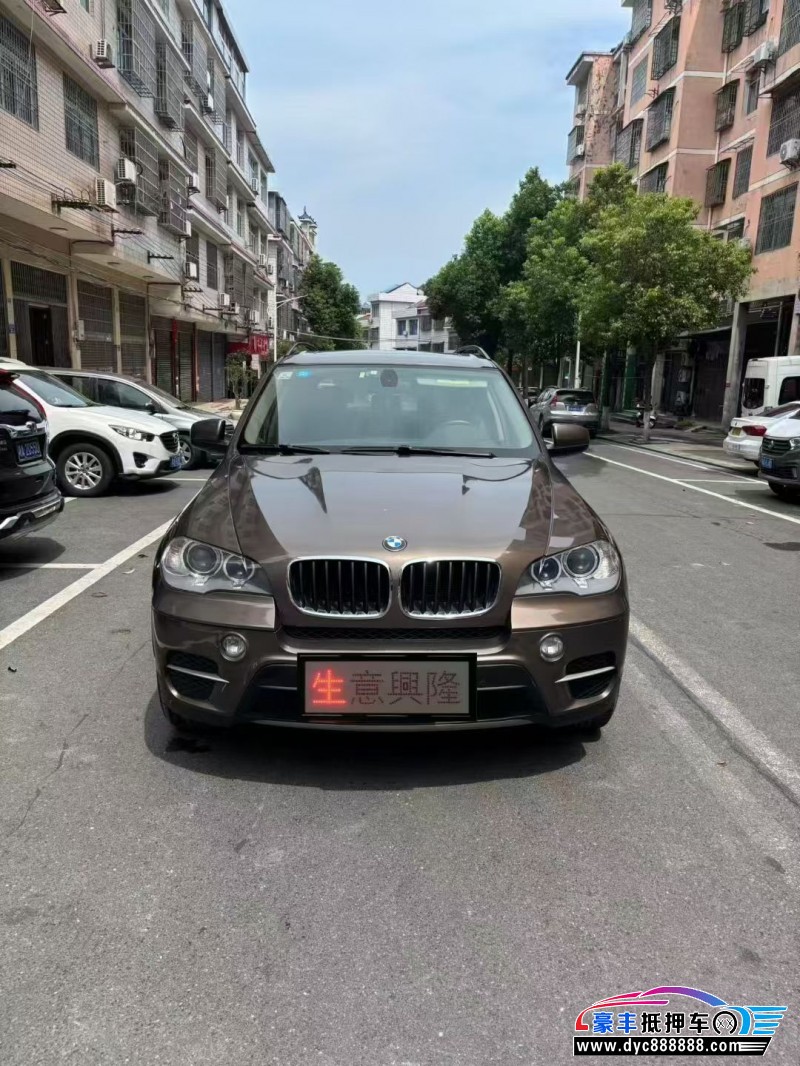13年宝马X5SUV抵押车出售