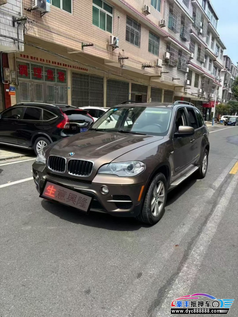 13年宝马X5SUV抵押车出售
