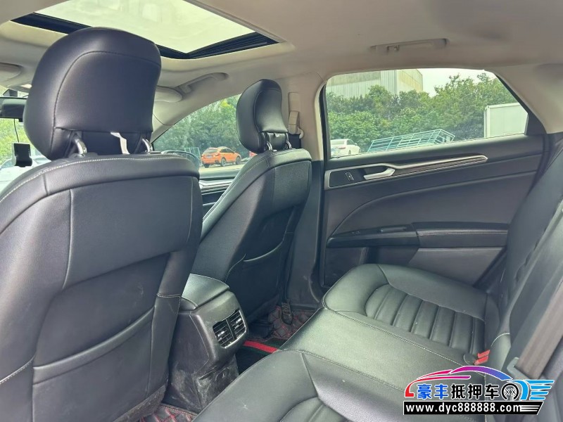 20年福特蒙迪欧轿车抵押车出售