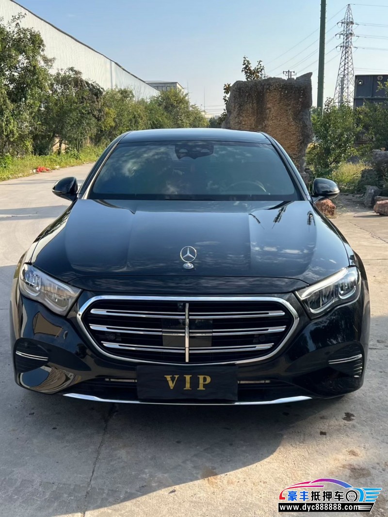 24年奔驰E轿车抵押车出售