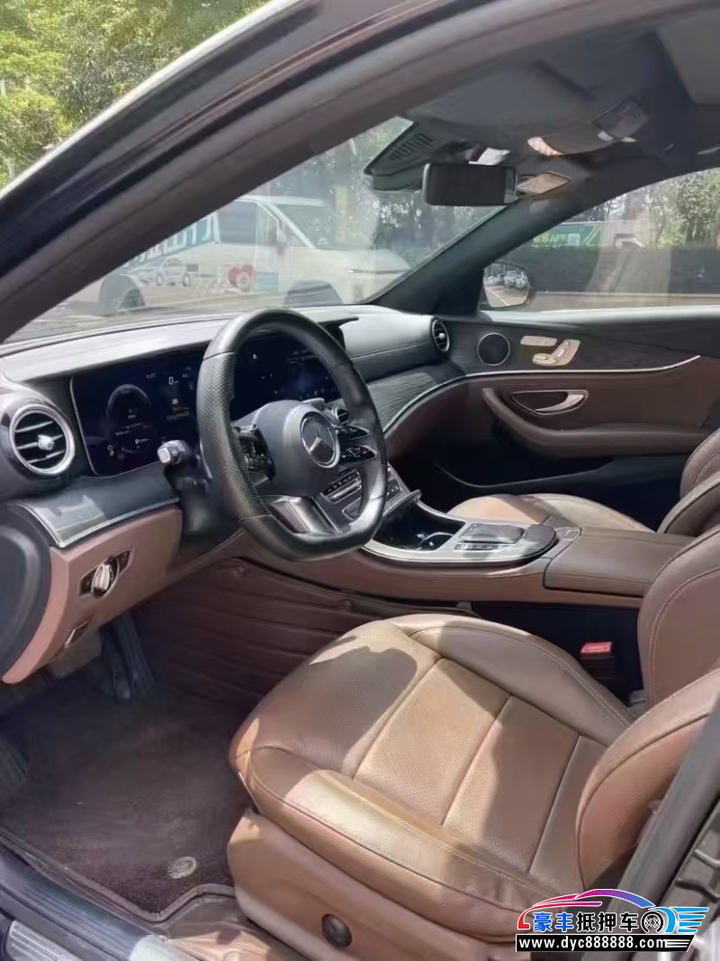 21年奔驰E轿车抵押车出售