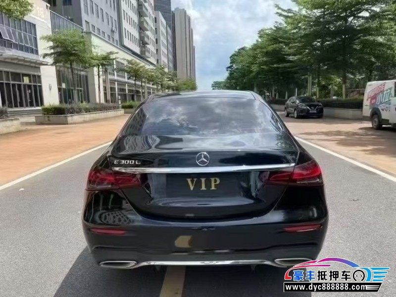 21年奔驰E轿车抵押车出售