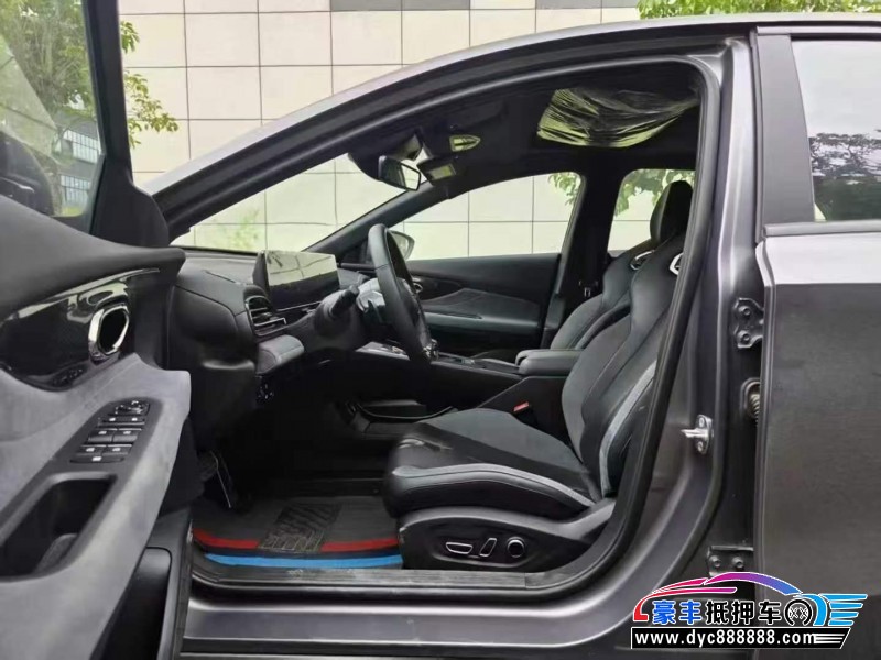 24年传祺影豹轿车抵押车出售