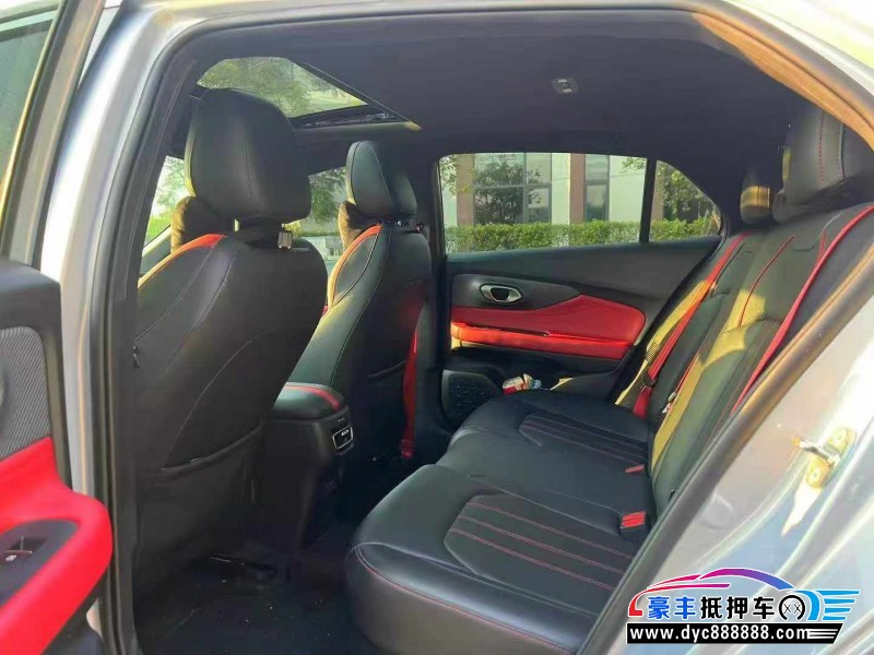 23年传祺影豹轿车抵押车出售