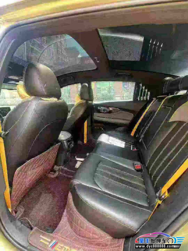 22年传祺影豹轿车抵押车出售