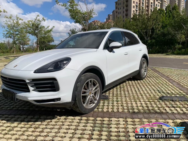 18年保时捷卡宴SUV抵押车出售