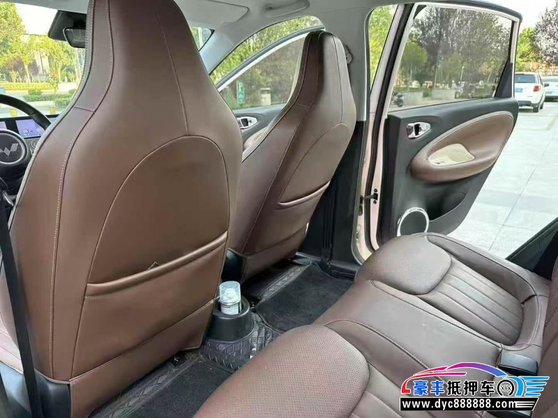 24年五菱缤果轿车抵押车出售