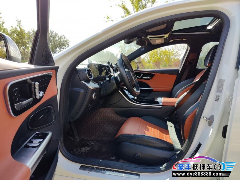 22年奔驰C轿车抵押车出售