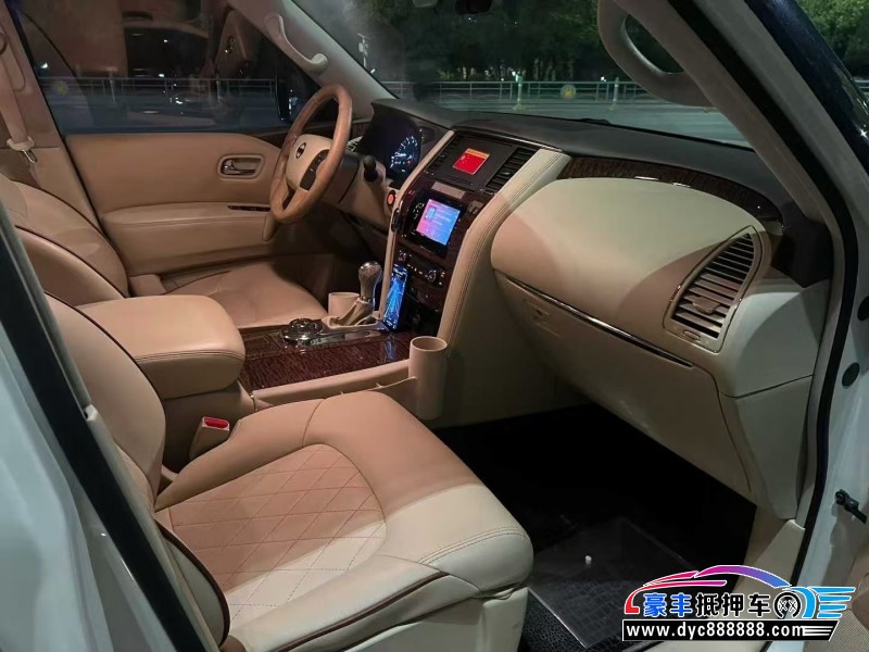 19年日产途乐轿车抵押车出售