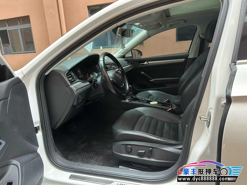 19年大众凌渡轿车抵押车出售