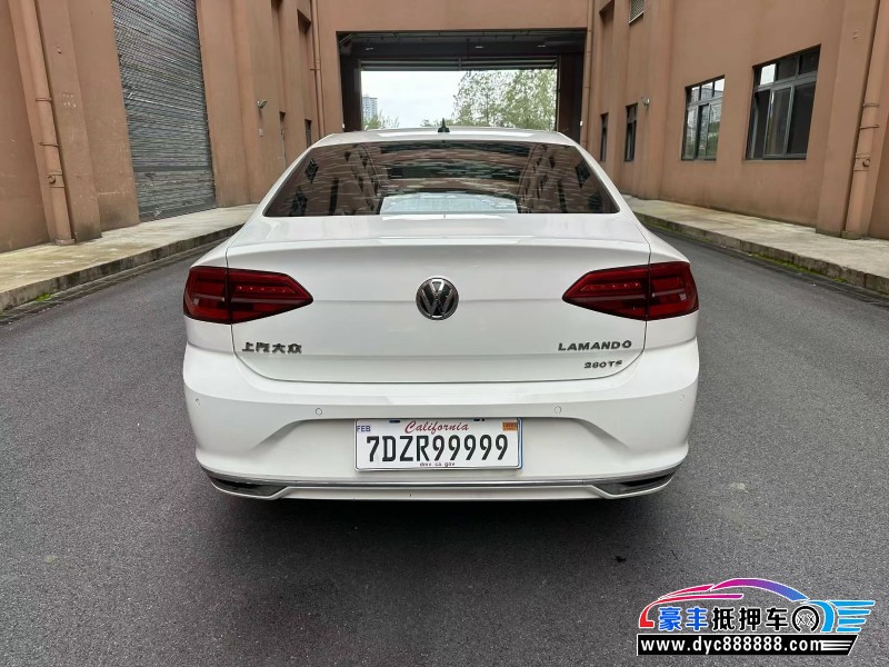 19年大众凌渡轿车抵押车出售