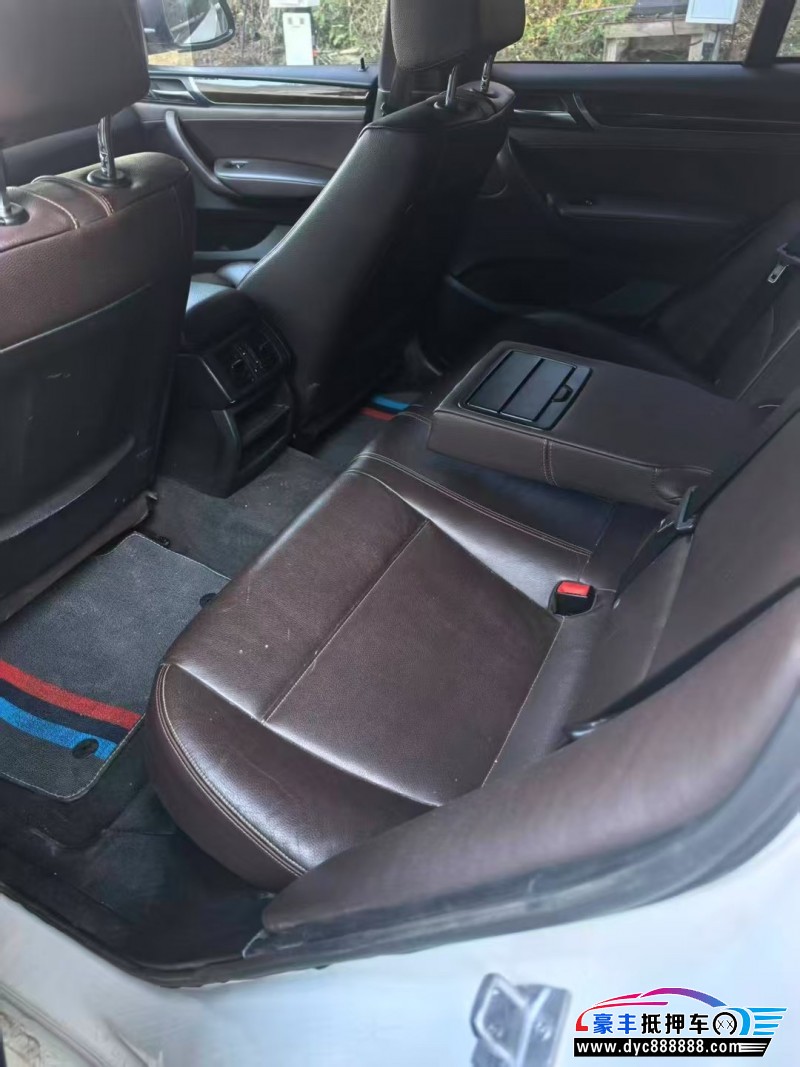 16年宝马X4轿车抵押车出售