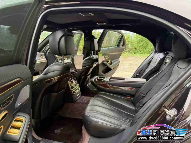 18年奔驰S轿车抵押车出售