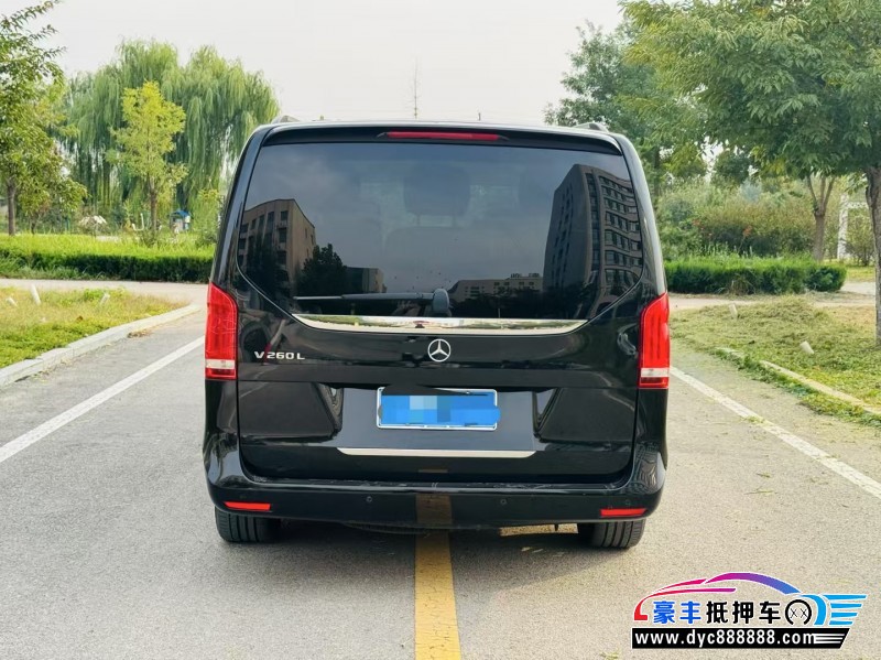 19年奔驰V轿车抵押车出售