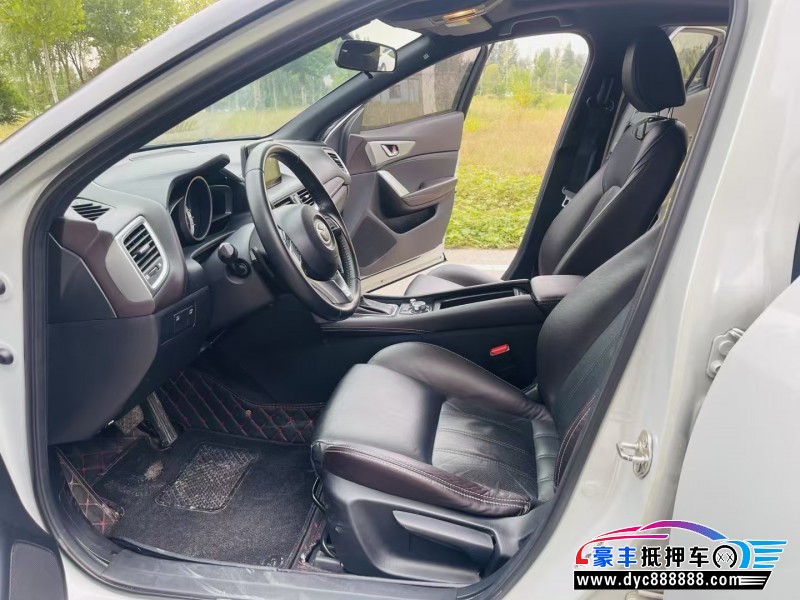 17年马自达CX-4轿车抵押车出售