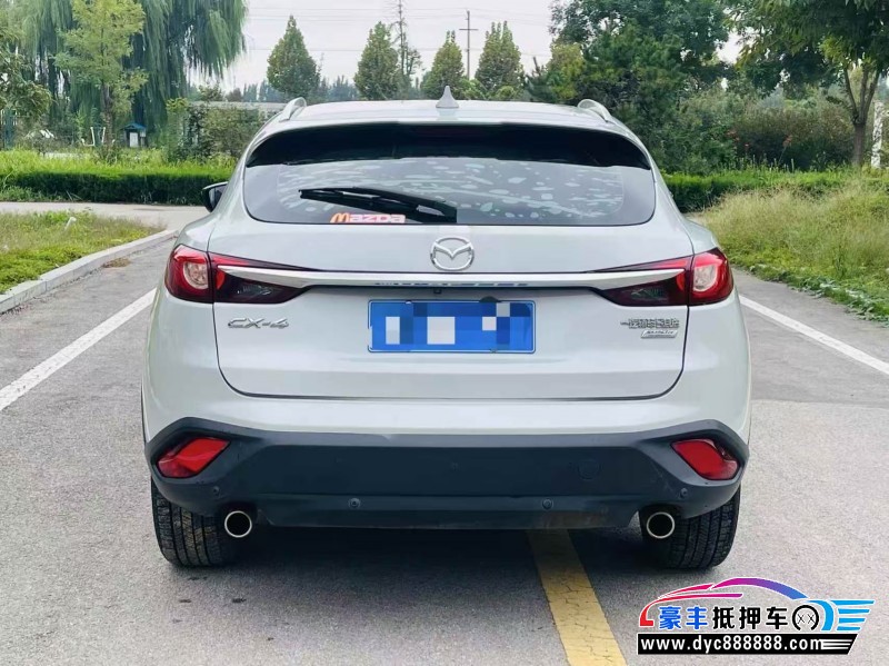 17年马自达CX-4轿车抵押车出售