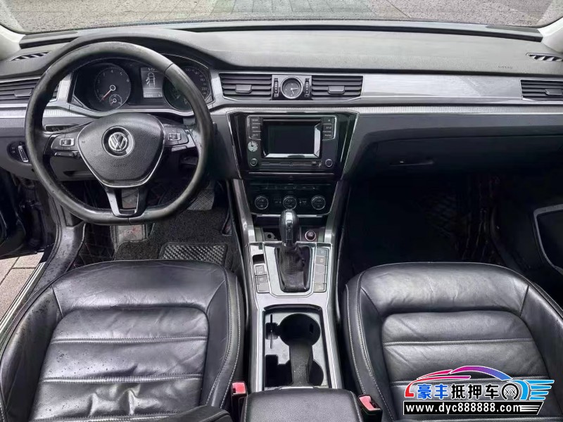 16年大众迈腾轿车抵押车出售