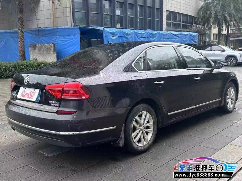 16年大众迈腾轿车抵押车出售