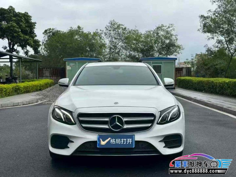 19年奔驰E轿车抵押车出售