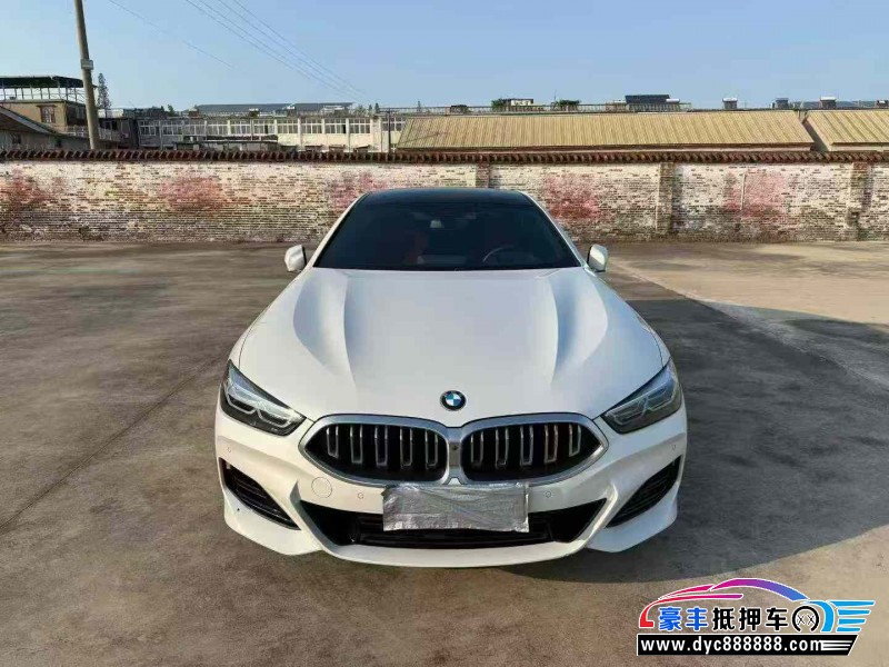 24年宝马8系轿车抵押车出售