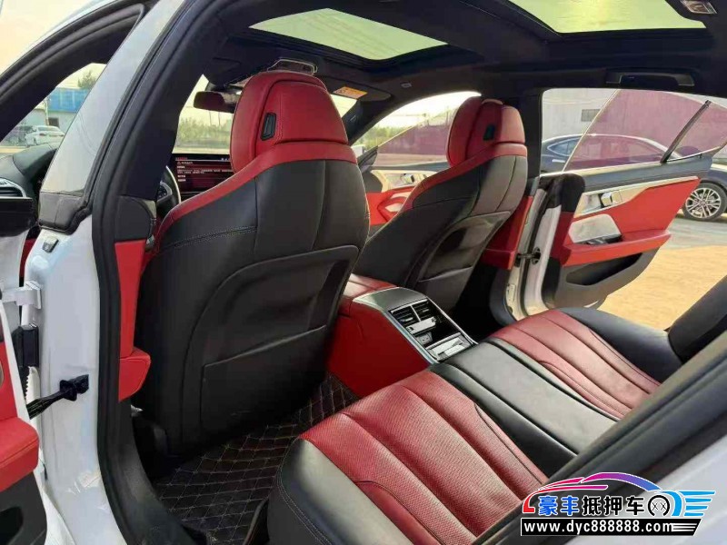 24年宝马8系轿车抵押车出售