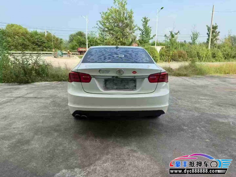 19年北汽绅宝D70轿车抵押车出售