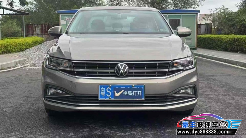 22年大众宝来轿车抵押车出售