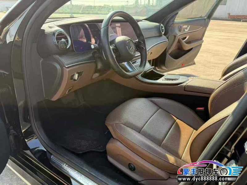 21年奔驰E轿车抵押车出售